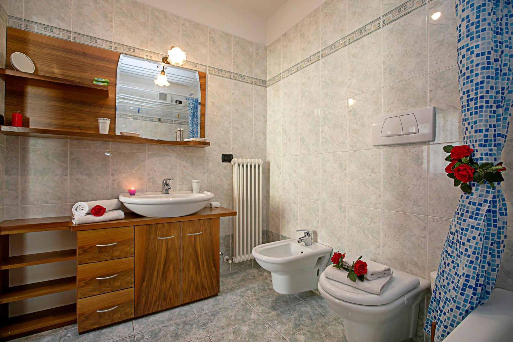 Riva Centro Apartment - Happy Rentals Dış mekan fotoğraf